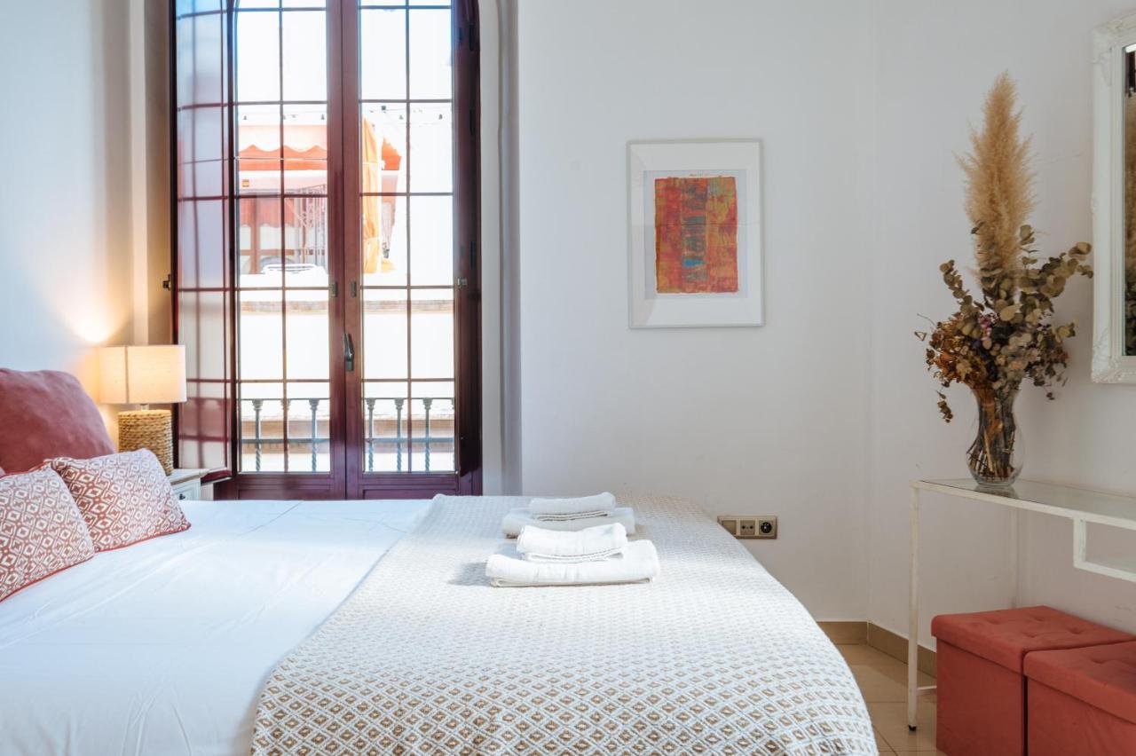 Homeyseville-Amazing Penthouse Giralda Views 8 Pax, Parking Optional Exterior foto